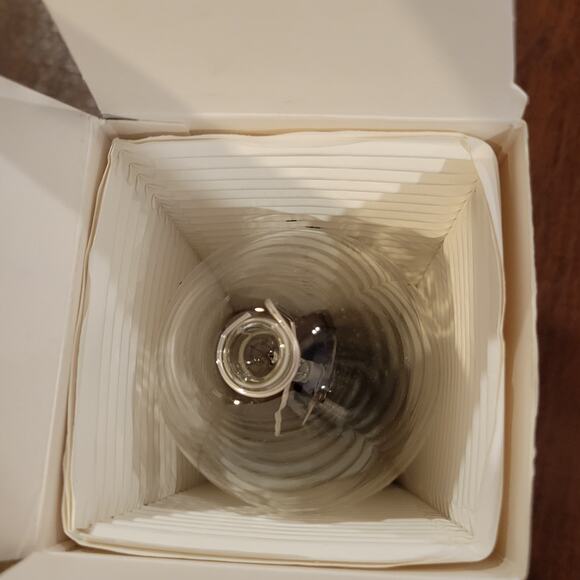 Satco S1930 70W High Pressure Sodium Lamps Mogul Base HID Bulbs New - Picture 7 of 9